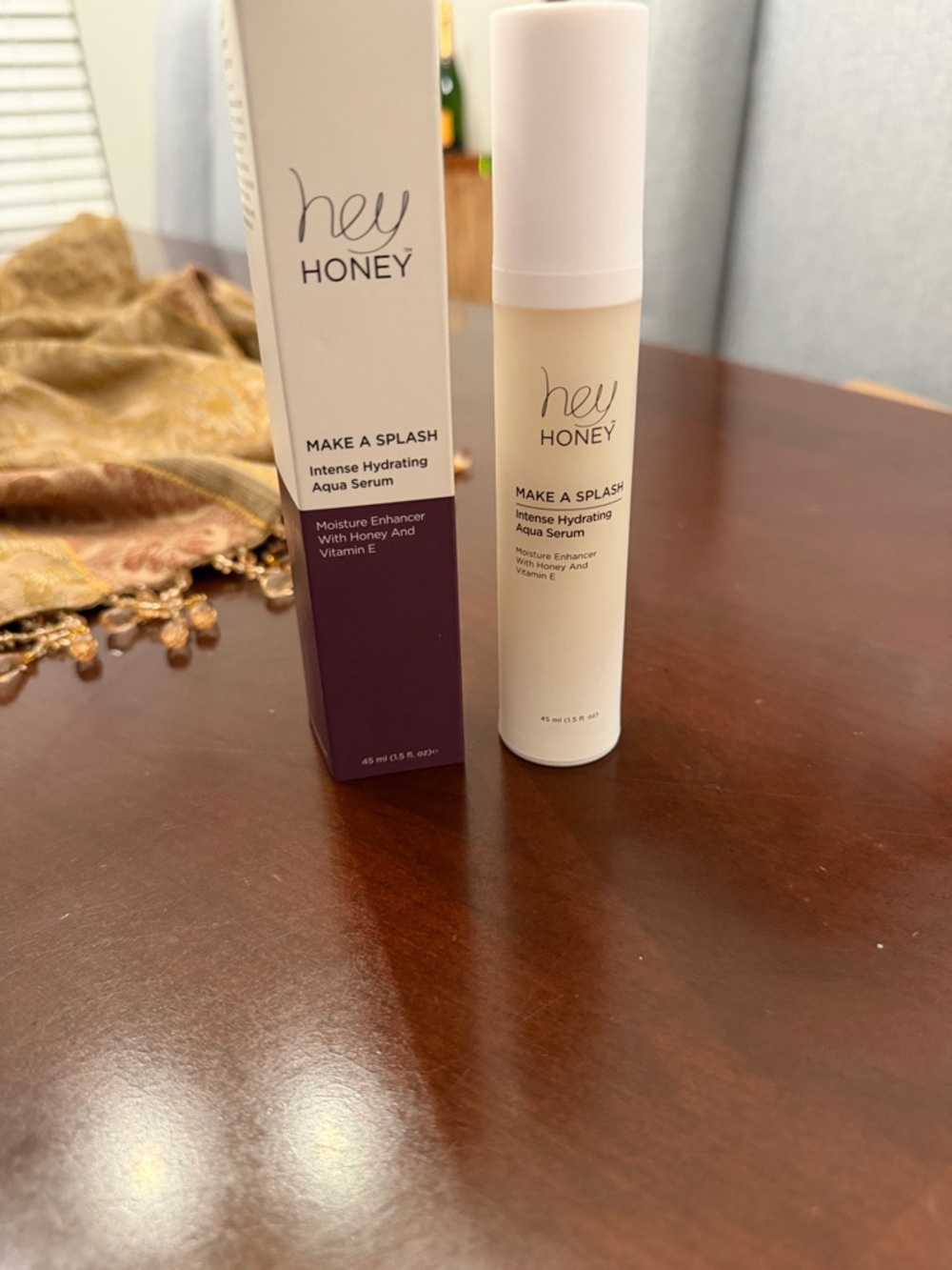 hey HONEY Make A Splash Intense Hydrating Aqua Serum - White